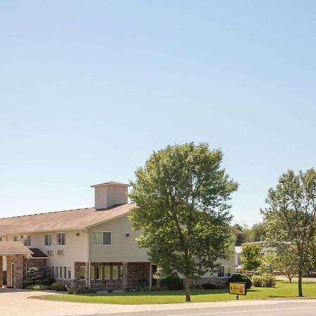Hotel Super 8 By Wyndham Cresco Ia Exterior foto