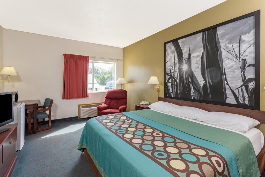 Hotel Super 8 By Wyndham Cresco Ia Exterior foto